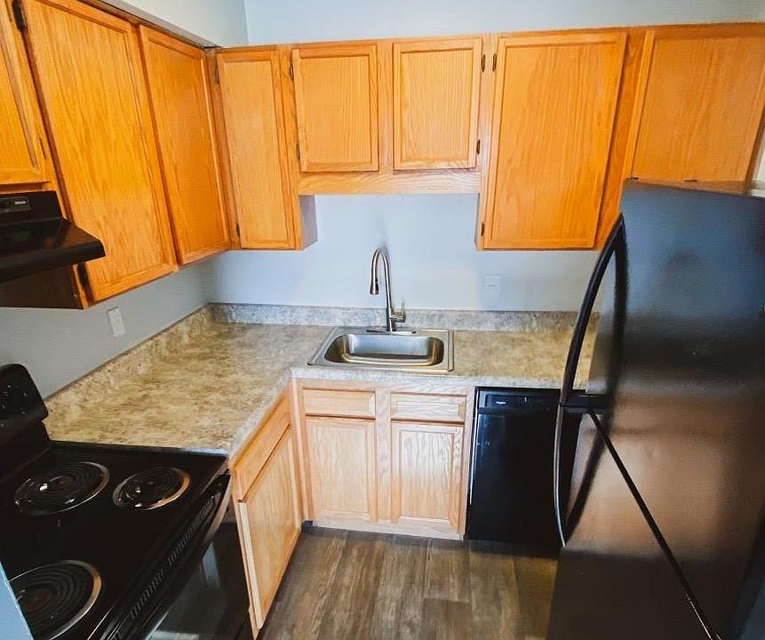 1st image of 361 Roseman Ct #5B