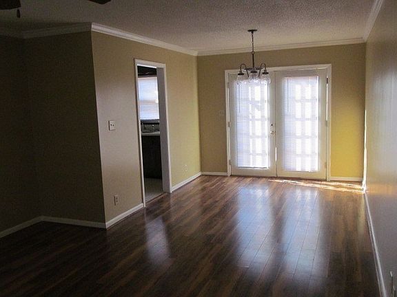 3rd image of 2166 Bauling Ln