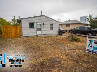 323 S 5th Ave, Mills, WY 82604