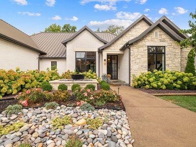 5273 S Applecross Way, Springfield, MO, 65809