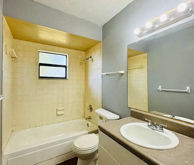 1202 E 108th Ave #A — Photo 11