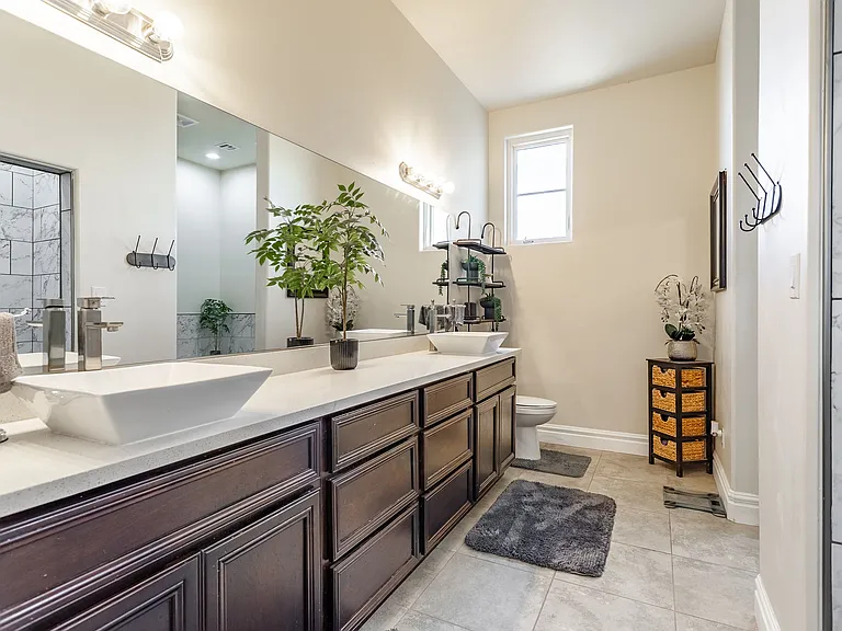 2070 S Araby Rd — Photo 44