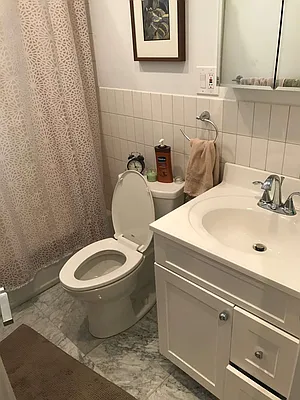 Rented by PMG Real Estate  | media 38