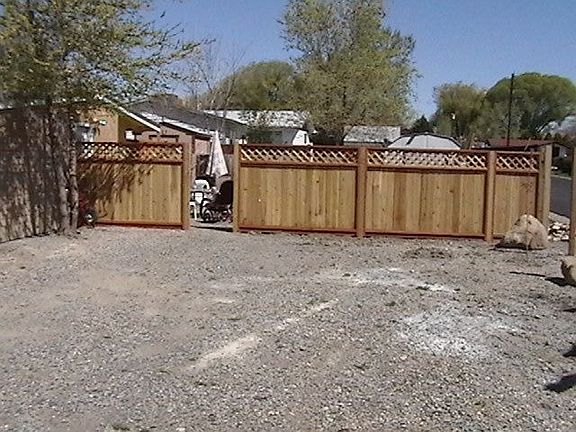 So now the fence is done! 