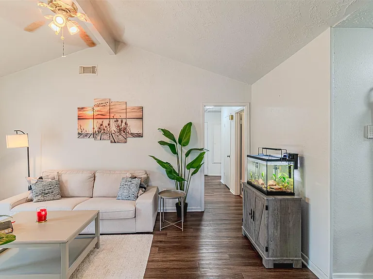 4606 Fitzwater Dr — Photo 10