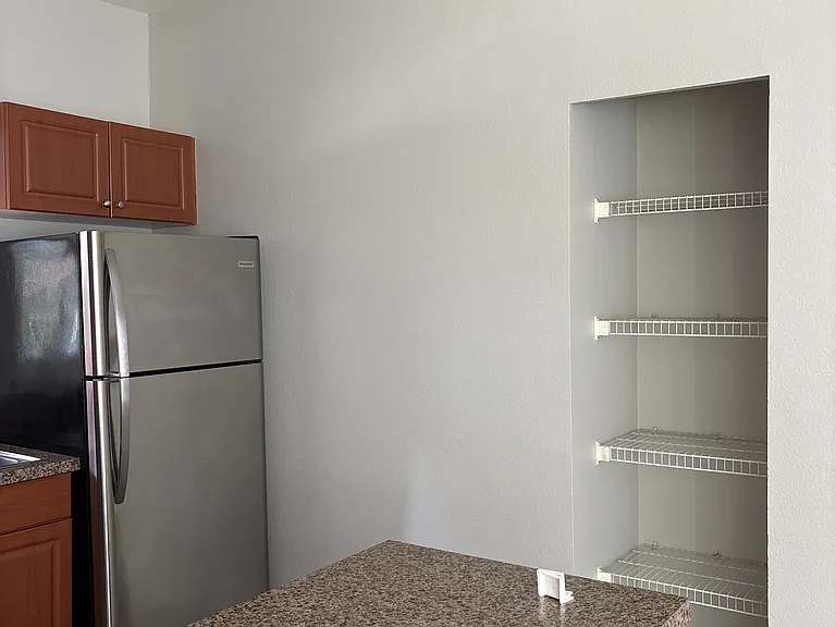 6410 8th Ave NE #101 — Photo 4