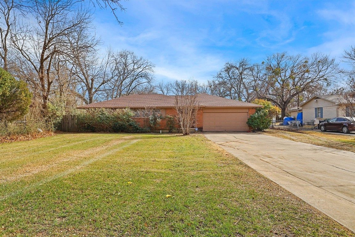 724 Morse St, Denton, TX 76205 | Zillow