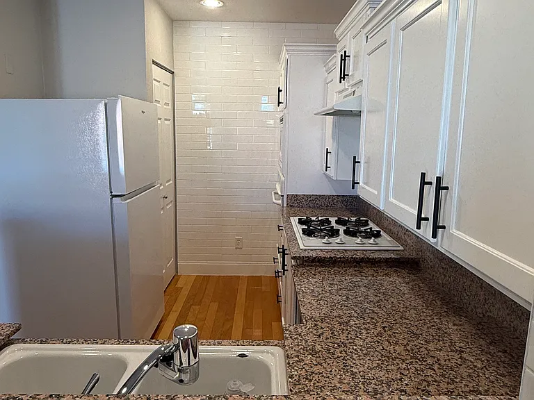 59 E Agate Ave #401 — Photo 14