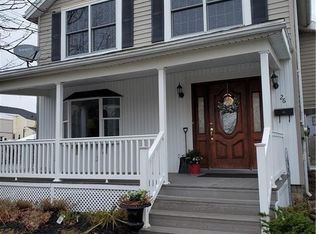 26 Temple Pl, East Aurora, NY 14052