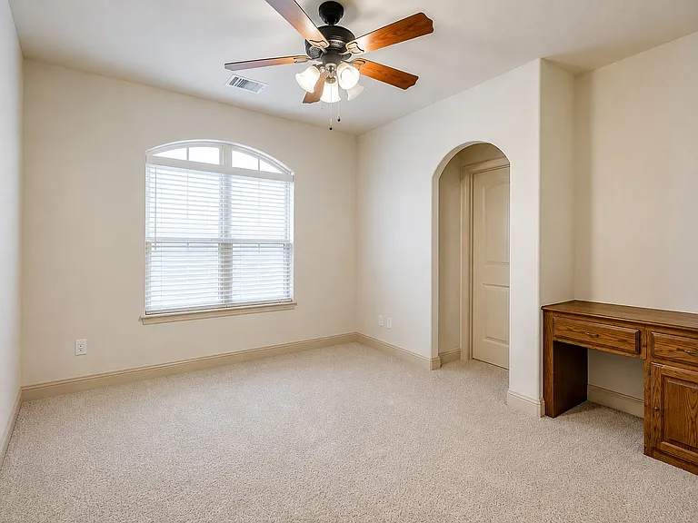 2933 Softwood Cir — Photo 19