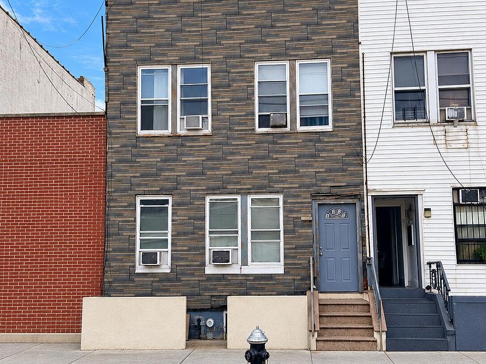 1st image of 1060 39th St