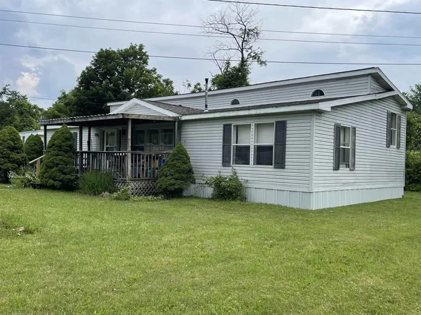 27 Mountain View Road, Bennington, VT 05201