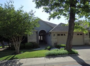 410 Redbird Ln, Fredericksburg, TX 78624