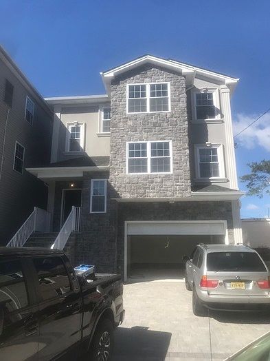 1st image of 546 S Park St