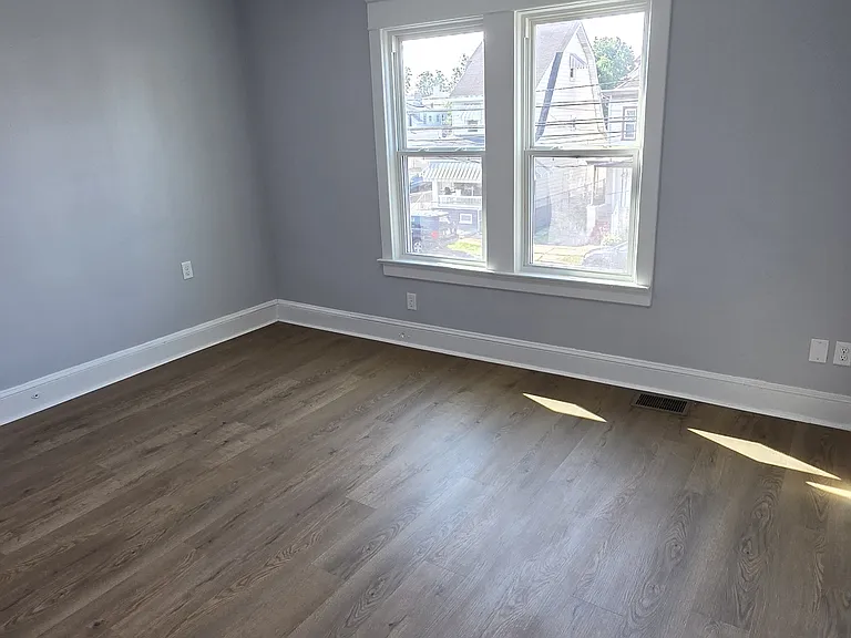 1424 Hamilton Ave — Photo 37