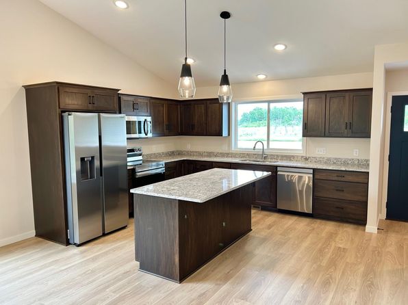 11437 Andrew St, Brainerd, MN 56401