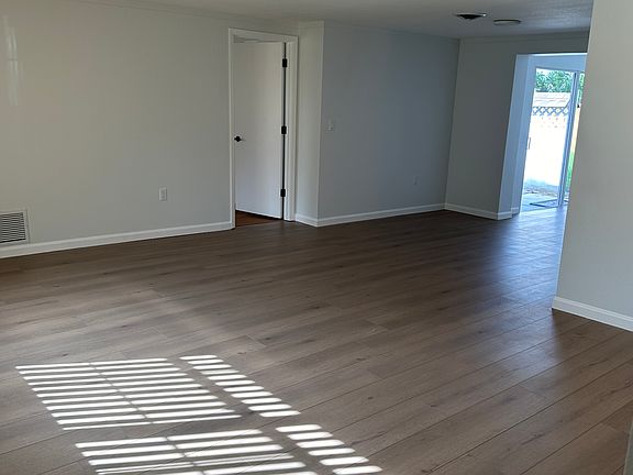 5th image of 3007 Arrowhead Rd