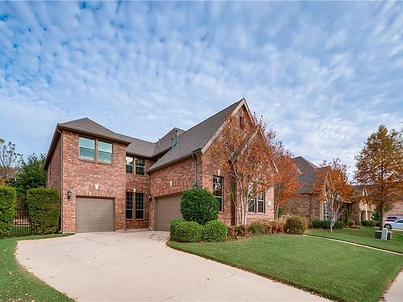 2nd image of 4913 Bob Wills Dr