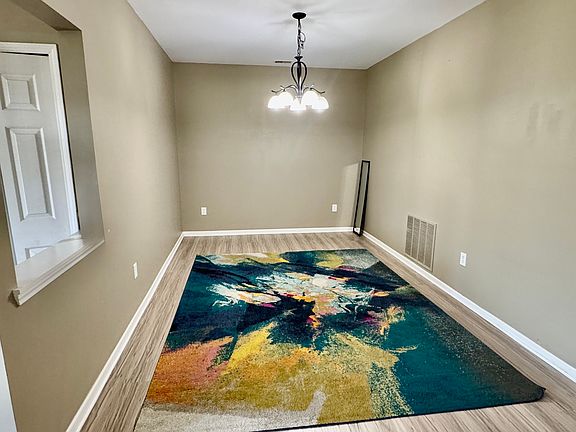5th image of 5830 Acorn Ln