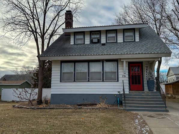 751 Kansas Ave SE, Huron, SD 57350