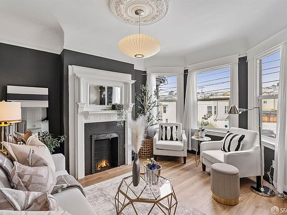 3rd image of 289 Sadowa St