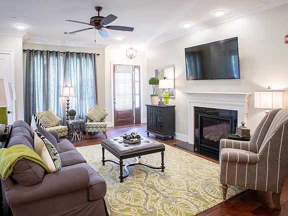 2nd image of 1100 Augusta Dr Unit 1002