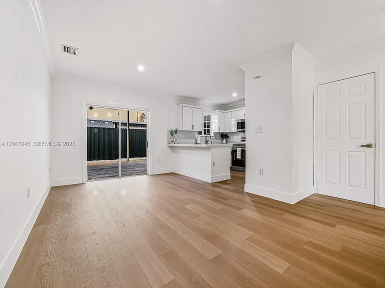 11475 NW 94th Pl #3 — Photo 3