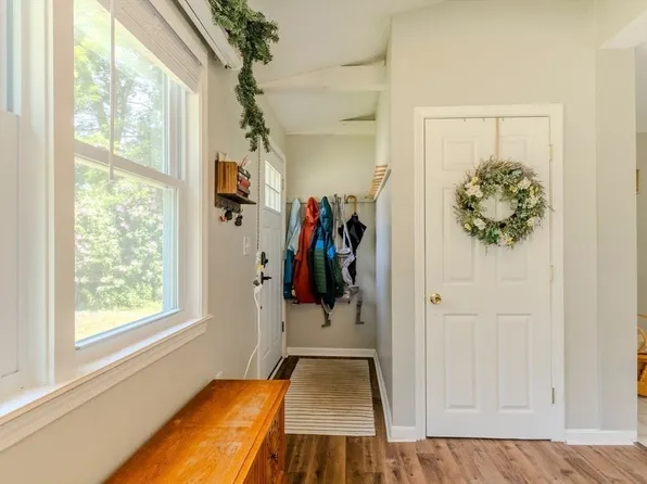 12 Camp Rd, Westford, MA 01886