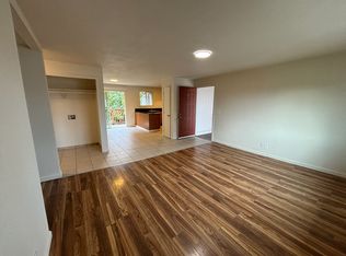 210 Chicago Blvd S APT B, Pacific, WA 98047