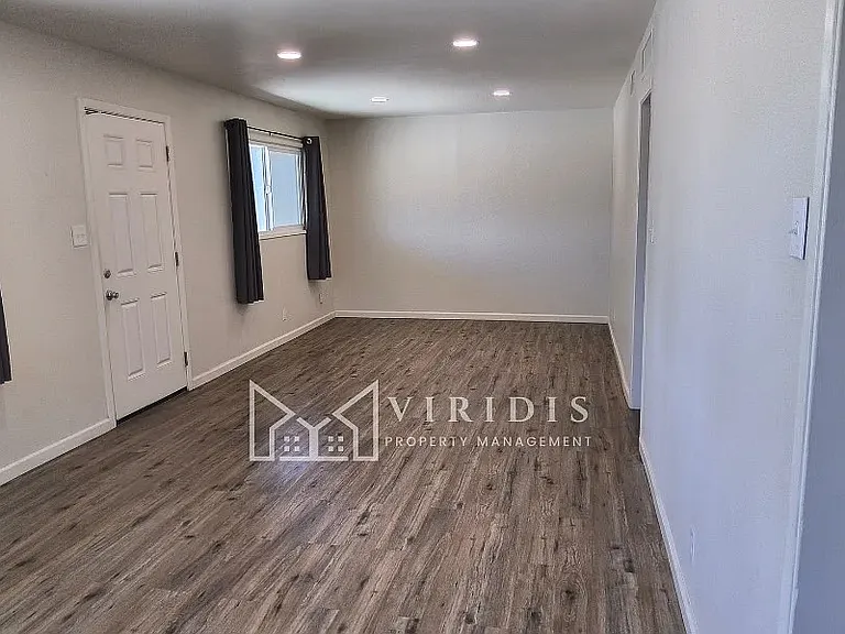 2312 Castro Ln — Photo 2