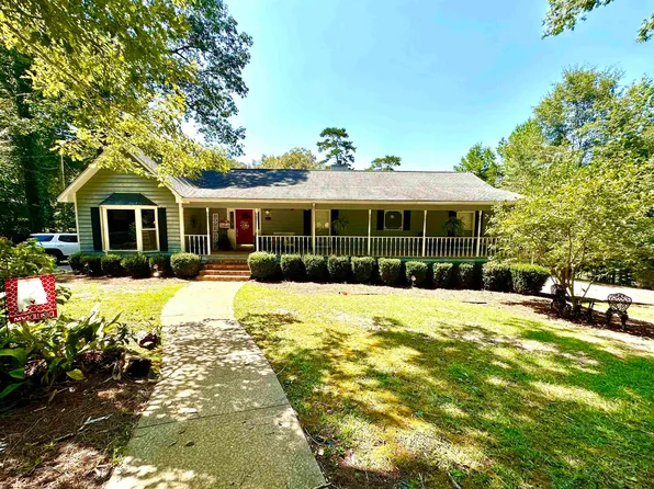 1605 Cedar Rd, Andalusia, AL 36421