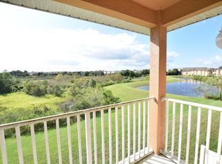 1960 Retreat View Cir, Sanford, FL 32771