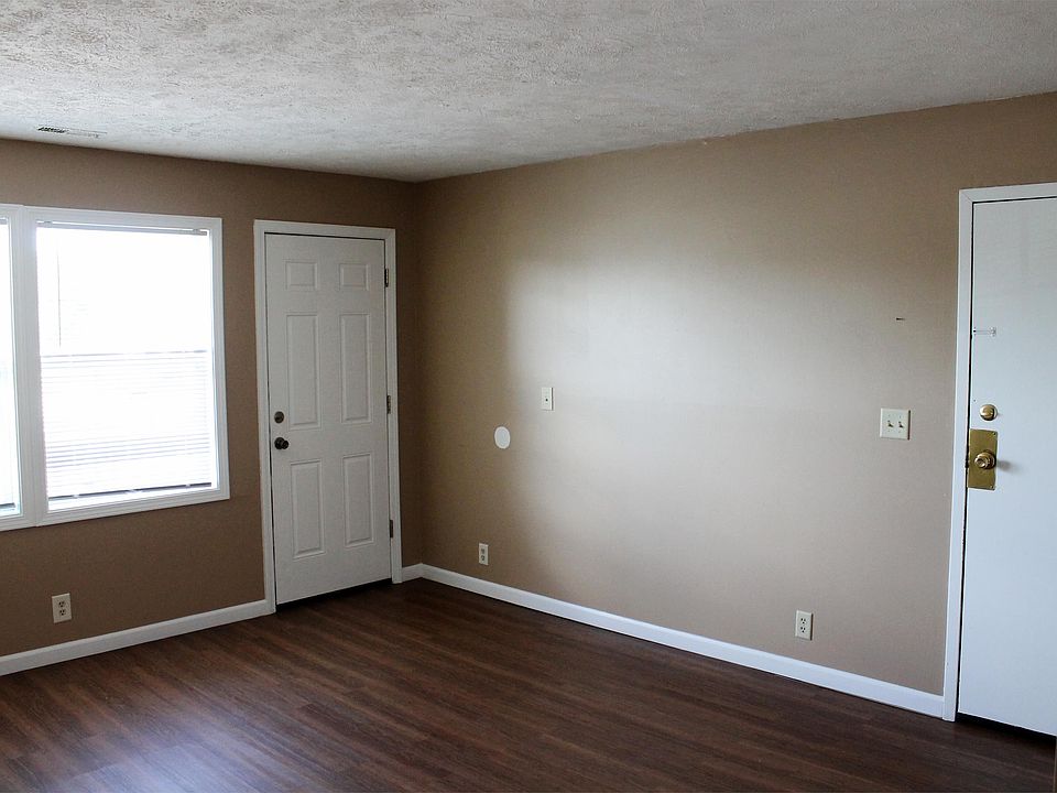 1st image of 3222 W 13th St APT 14
