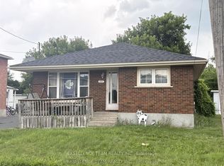 1007 Grand Ave, Cornwall, ON K6H 4T3