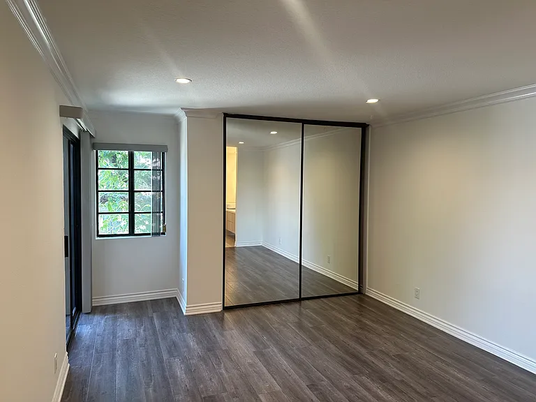248 W Loraine St #201 — Photo 11