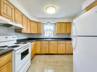 104 Bergen Ave #2A, Jersey City, NJ 07305