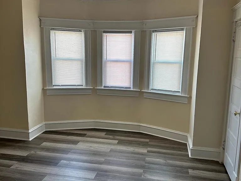 23 S Dean Ave — Photo 24