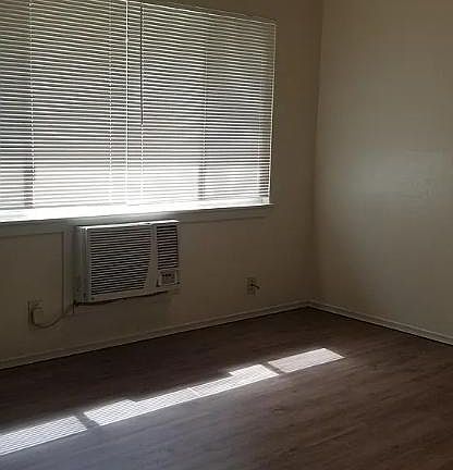 4th image of 605 W El Camino Ave APT 6