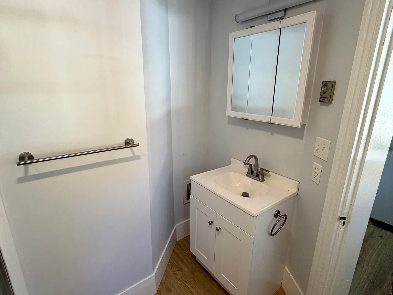37 Court St — Photo 4
