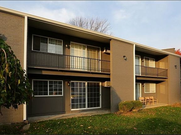 2nd image of 2151 Goldsmith Ln APT 19