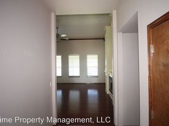 3rd image of 2312 Reese Dr