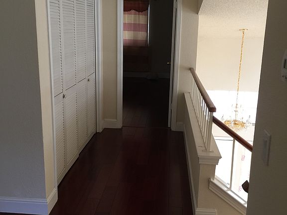 4th image of 845 E Edgemont Dr