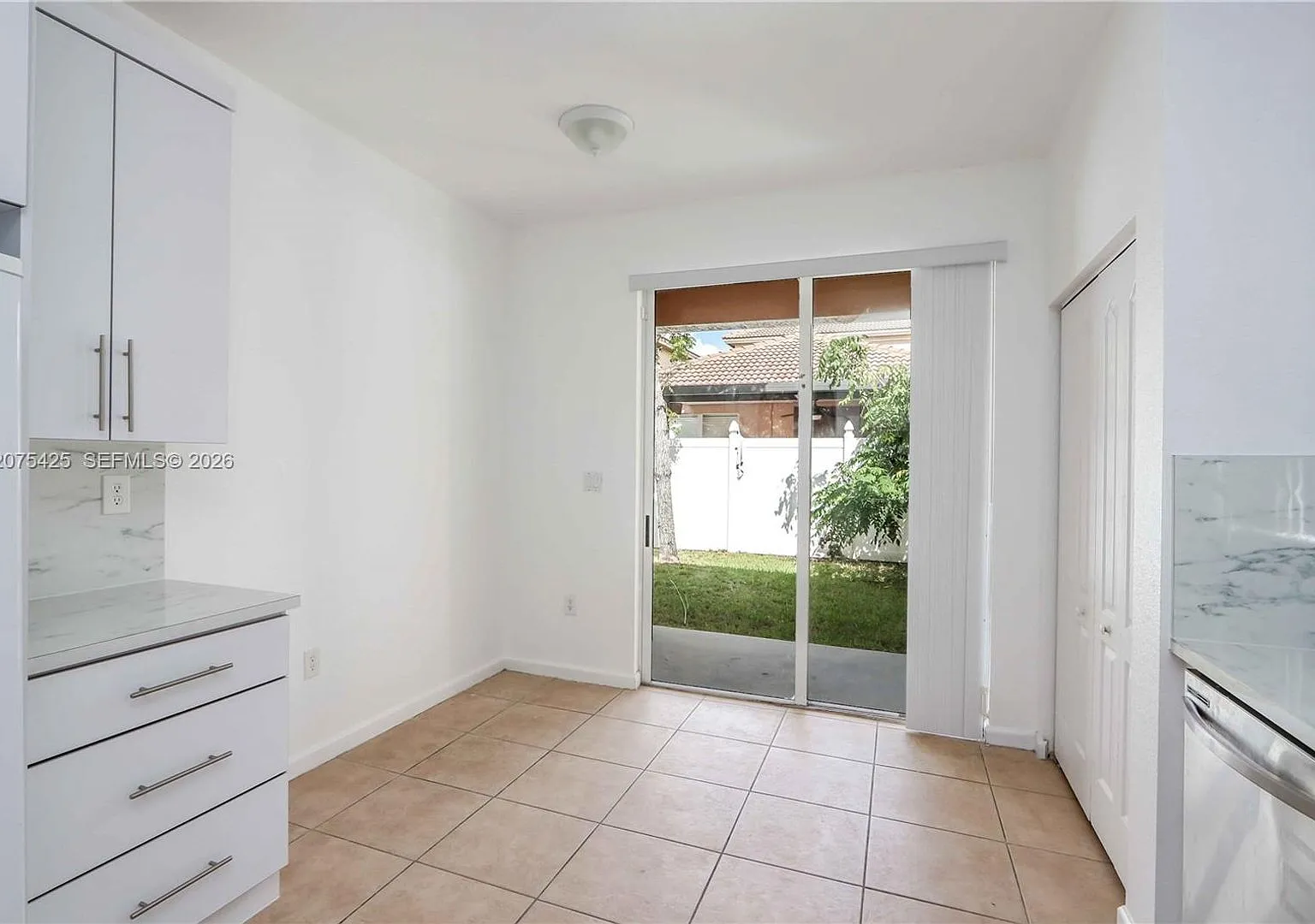3955 NE 11th Drive 3955, Homestead, FL 33033 - 5597 — Photo 2