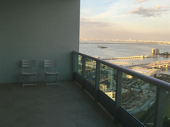 2nd image of 900 Biscayne Blvd APT 3403