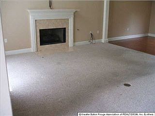 3rd image of 18048 Timberview Dr