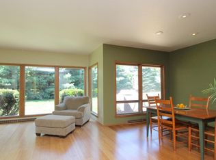 5226 Valley Trl, Wind Point, WI 53402