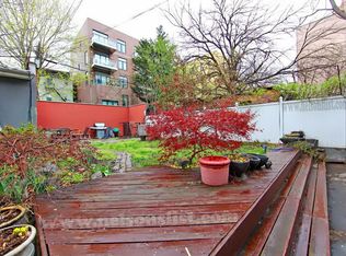 79 Carlton Ave APT 2, Brooklyn, NY 11205
