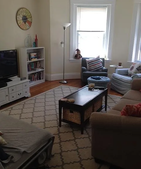 Washington St — Photo 1