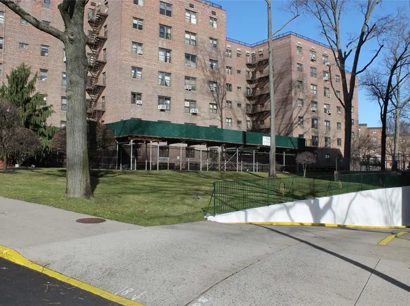 87-40 Francis Lewis B Boulevard #A57, Queens Village, NY 11427