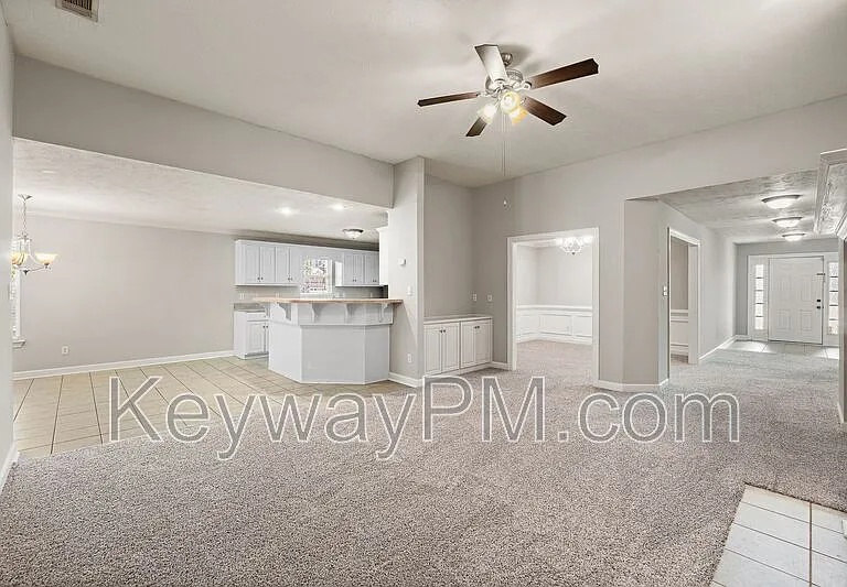 633 Ventana Dr — Photo 5